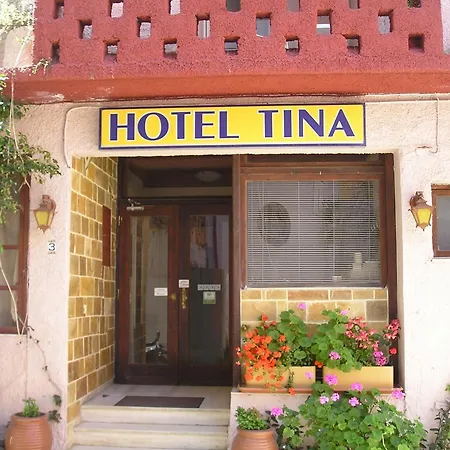 Tina Chania (Crete)